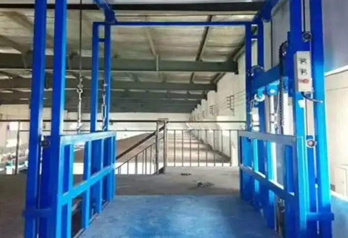 升降货梯的承重限制为多少？